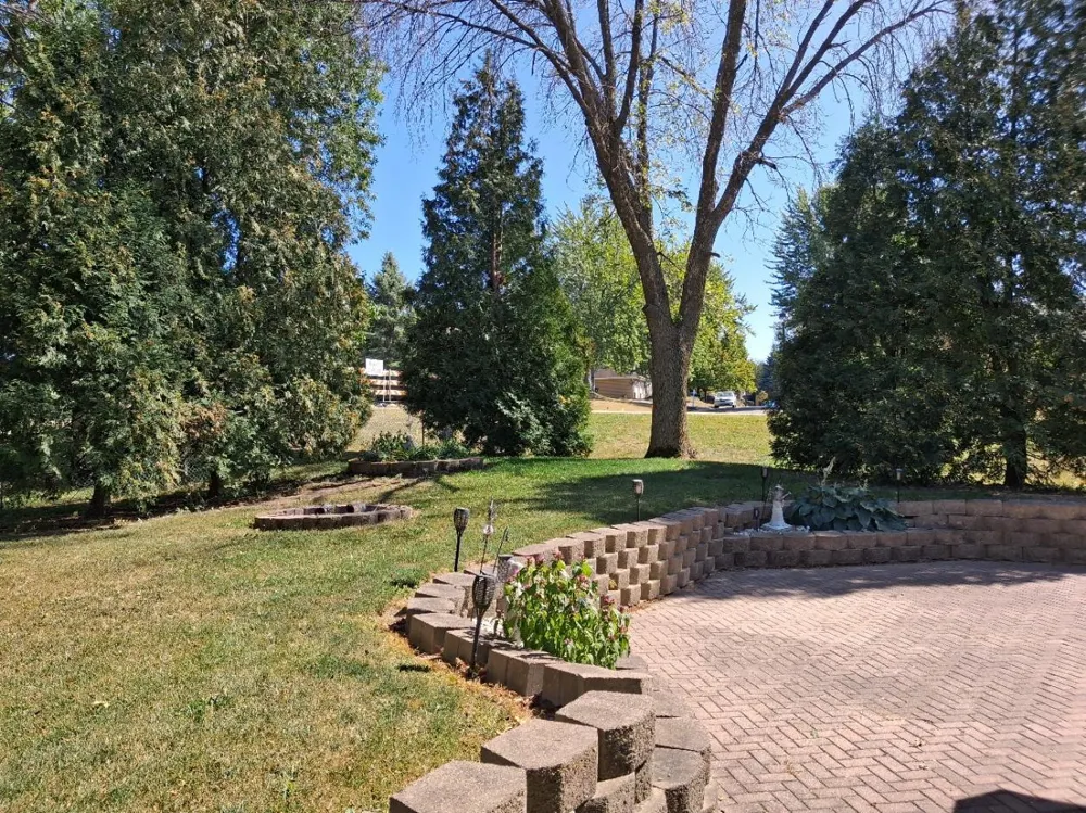 1235 Spring Hill Road Waconia, MN 55387