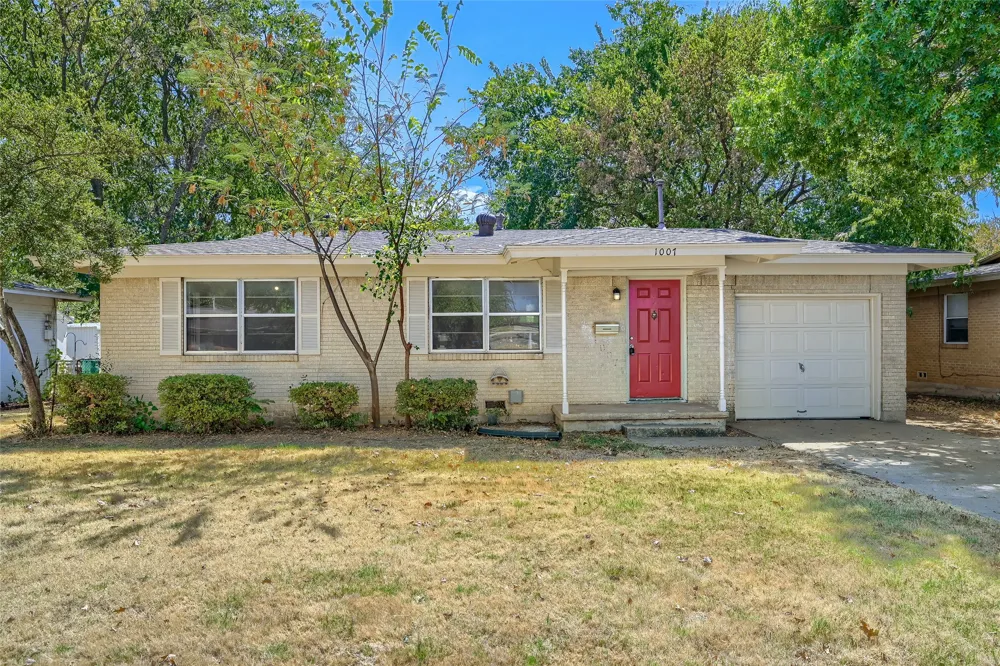 1007 Westway Street Denton, TX 76201