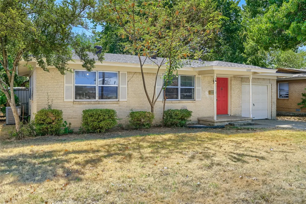 1007 Westway Street Denton, TX 76201