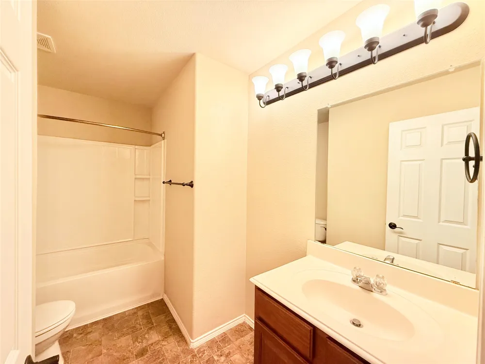1604 Quail Springs Circle Fort Worth, TX 76177