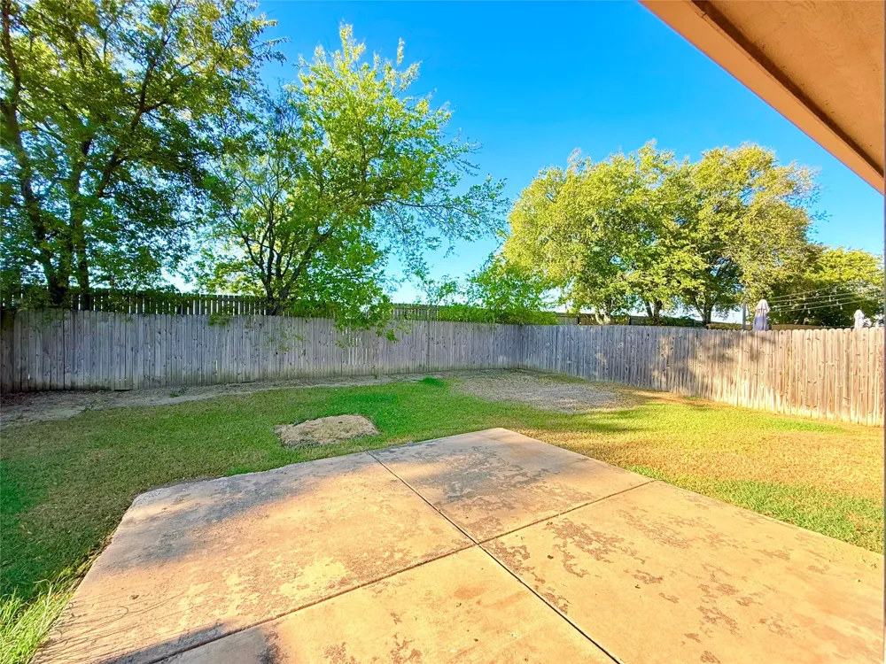 1604 Quail Springs Circle Fort Worth, TX 76177