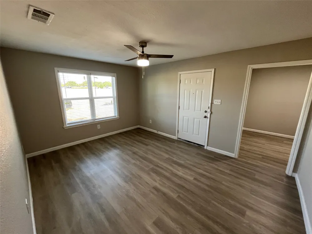 704 Wilkinson Drive Mesquite, TX 75149