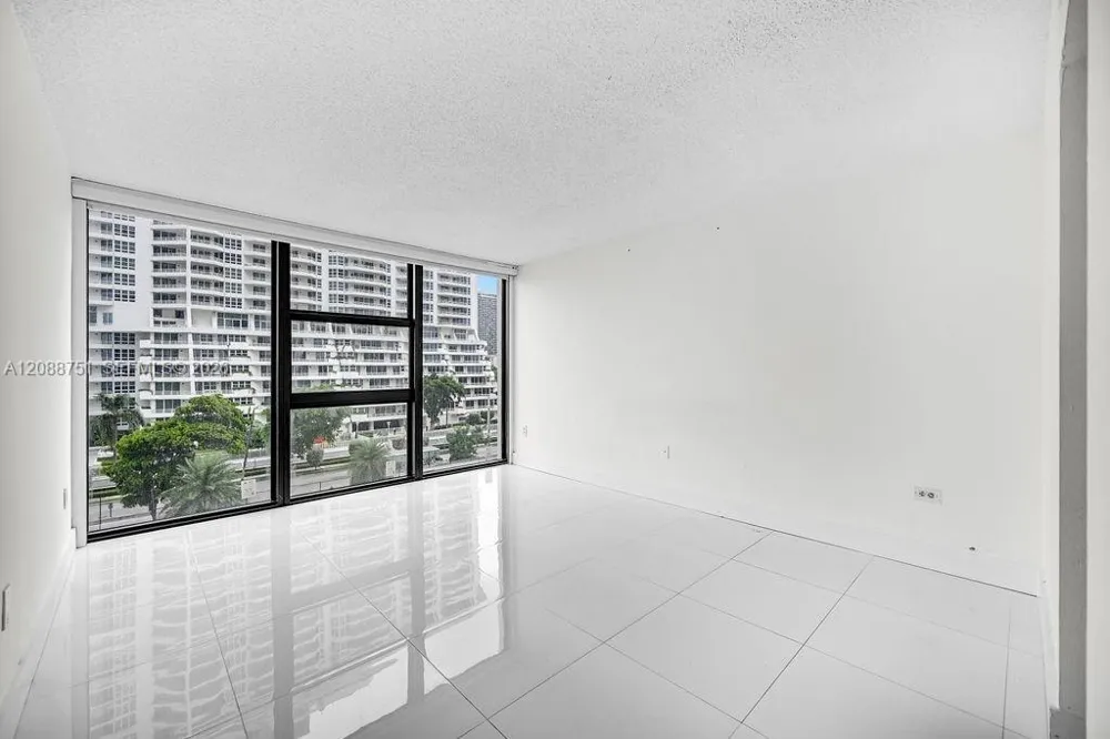 600 NE 36th St #508 Miami, FL 33137