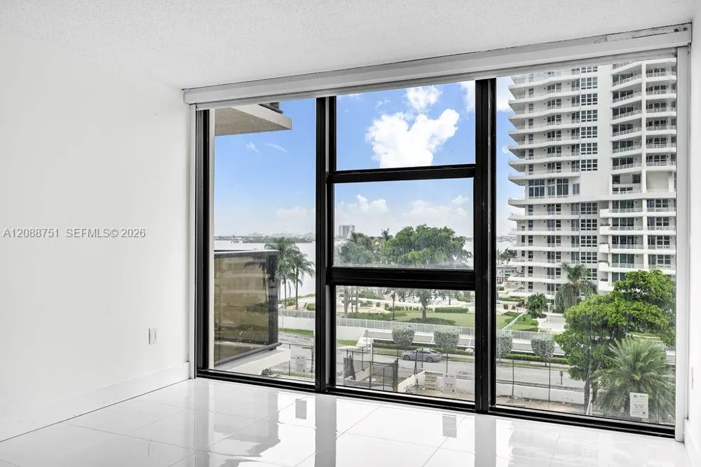 600 NE 36th St #508 Miami, FL 33137