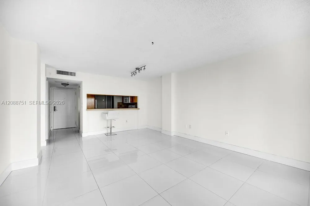 600 NE 36th St #508 Miami, FL 33137