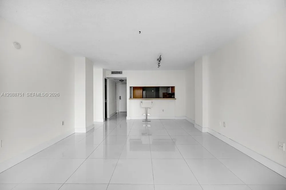600 NE 36th St #508 Miami, FL 33137