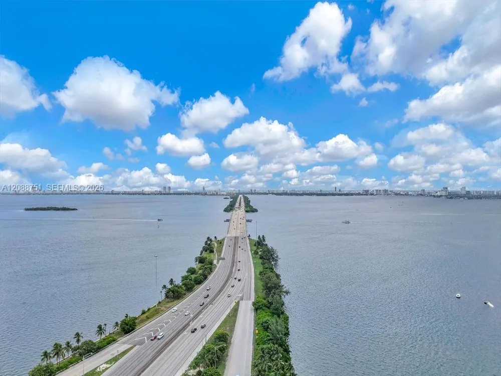 600 NE 36th St #508 Miami, FL 33137