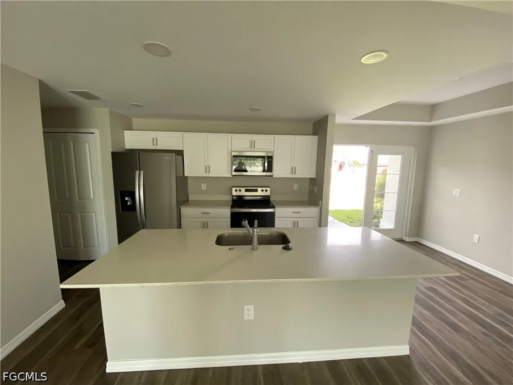 NW 6th Place Cape Coral, FL 33993