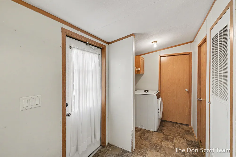 3662 Mount Blanc Street NW Grand Rapids, MI 49544