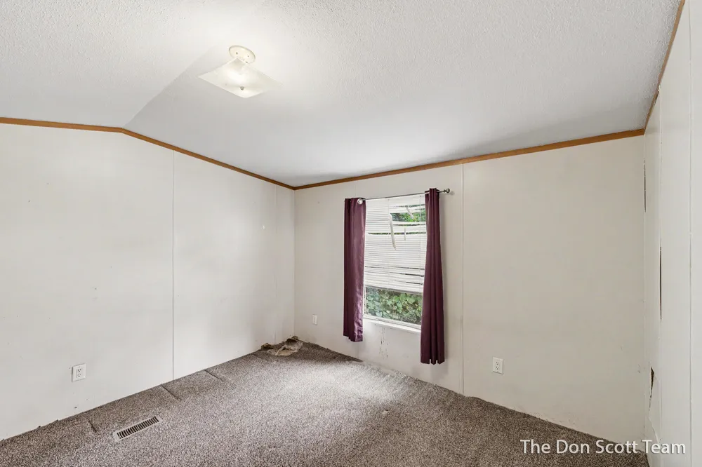 3662 Mount Blanc Street NW Grand Rapids, MI 49544