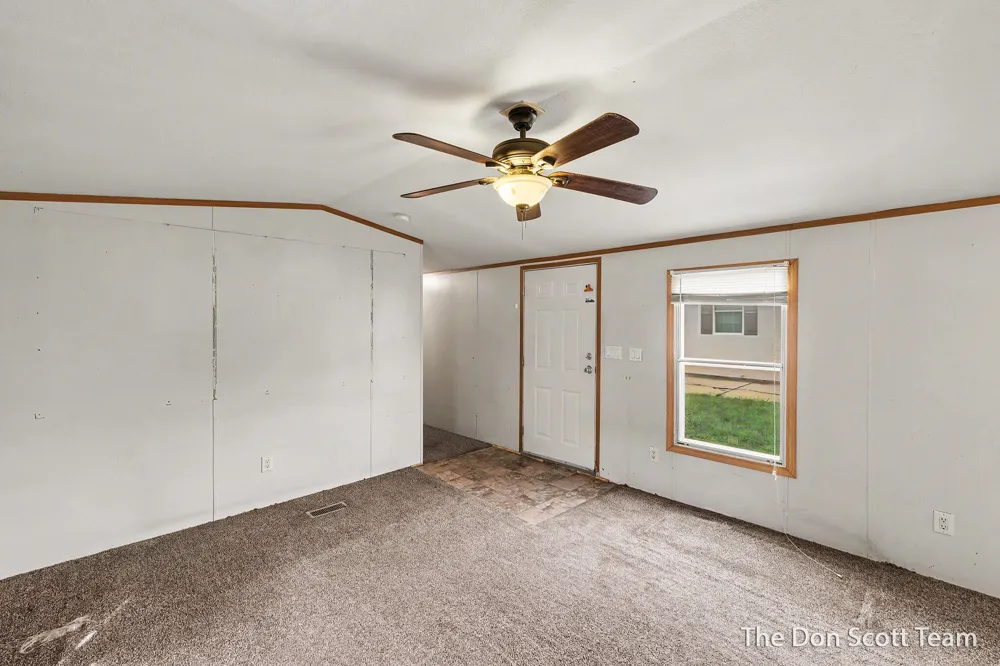 3662 Mount Blanc Street NW Grand Rapids, MI 49544