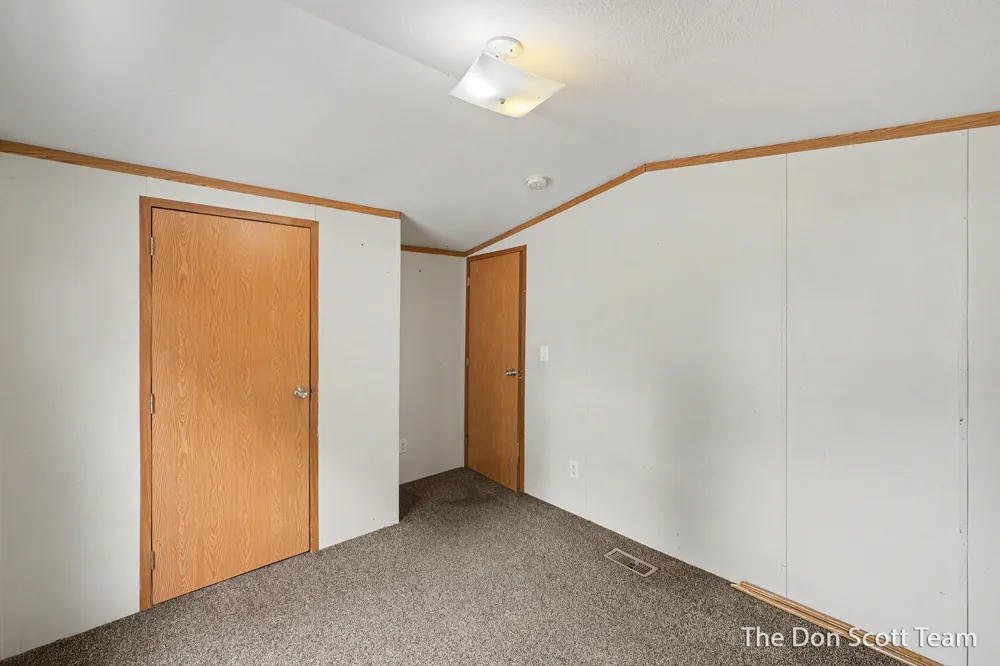 3662 Mount Blanc Street NW Grand Rapids, MI 49544