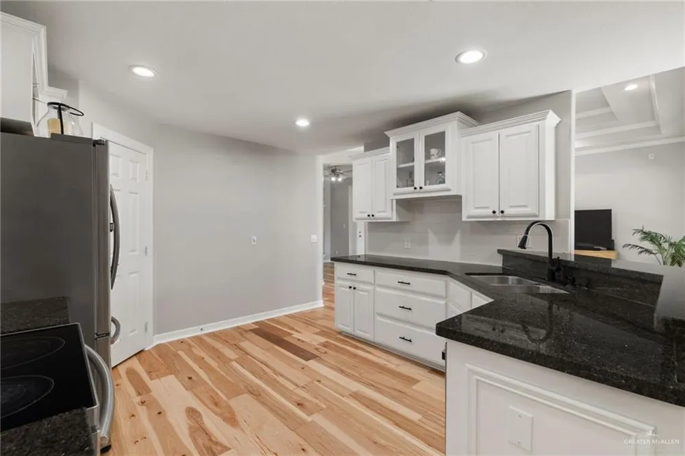 2506 Dove Avenue Mission, TX 78574