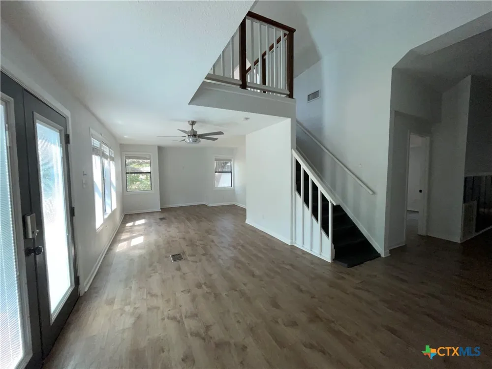 625 E 13th Avenue Belton, TX 76513
