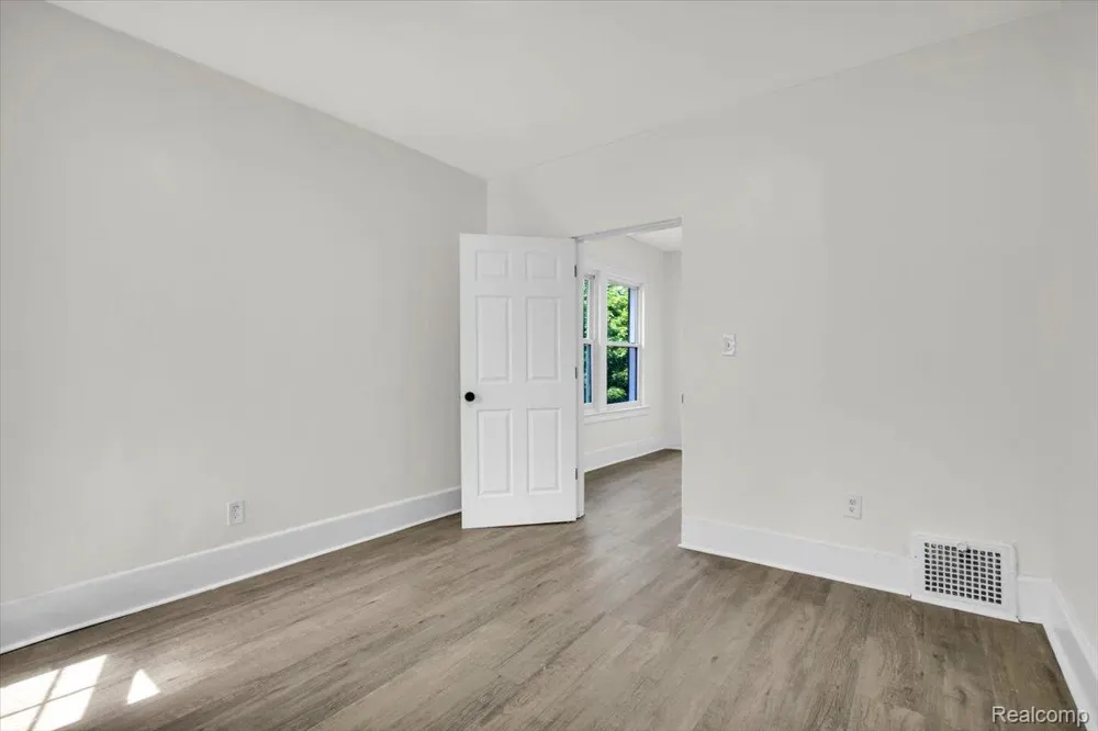 5054 Linsdale Street Detroit City, MI 48204