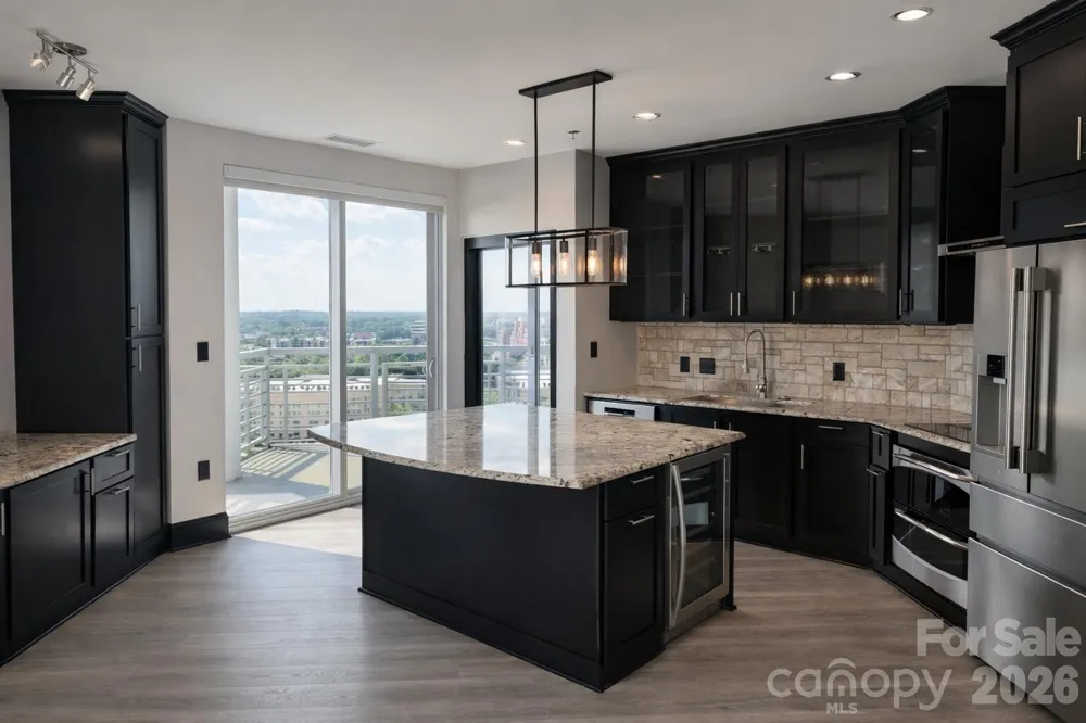 333 W Trade Street #907 Charlotte, NC 28202