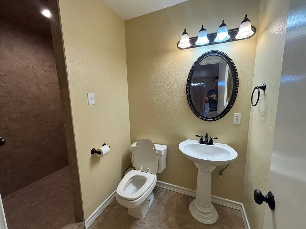 4702 Ranch View Road Fort Worth, TX 76109