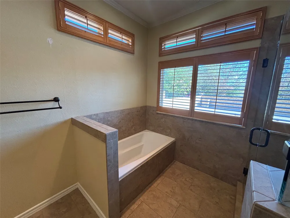 4702 Ranch View Road Fort Worth, TX 76109