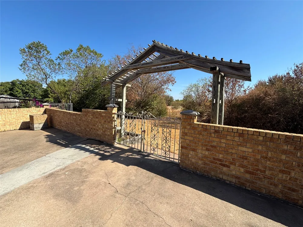 4702 Ranch View Road Fort Worth, TX 76109
