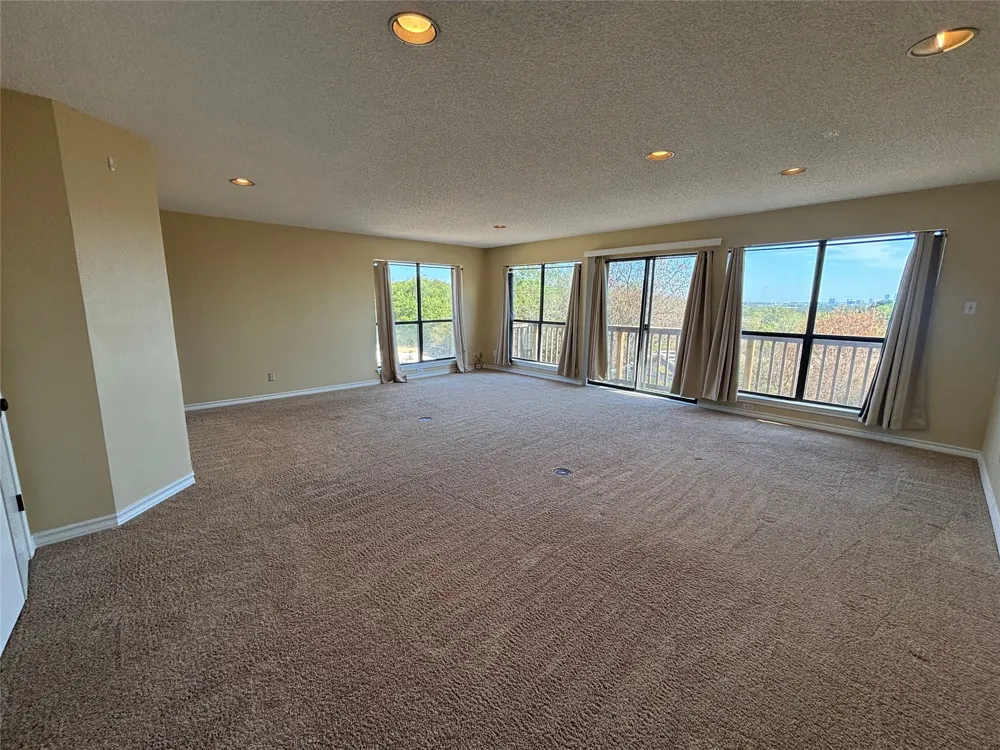 4702 Ranch View Road Fort Worth, TX 76109