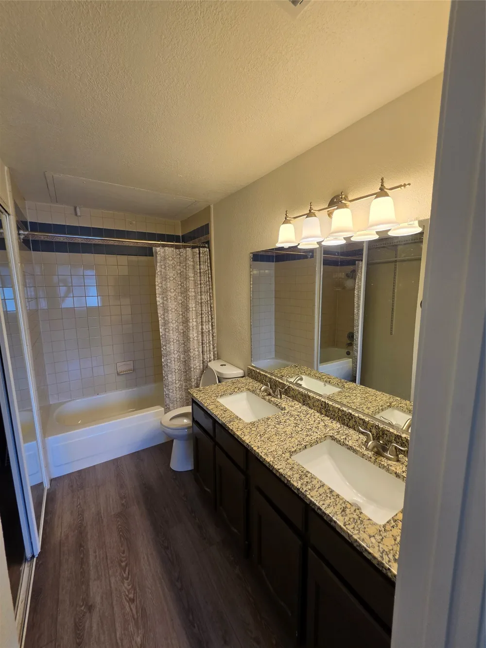 3117 Sondra Drive #103 Fort Worth, TX 76107