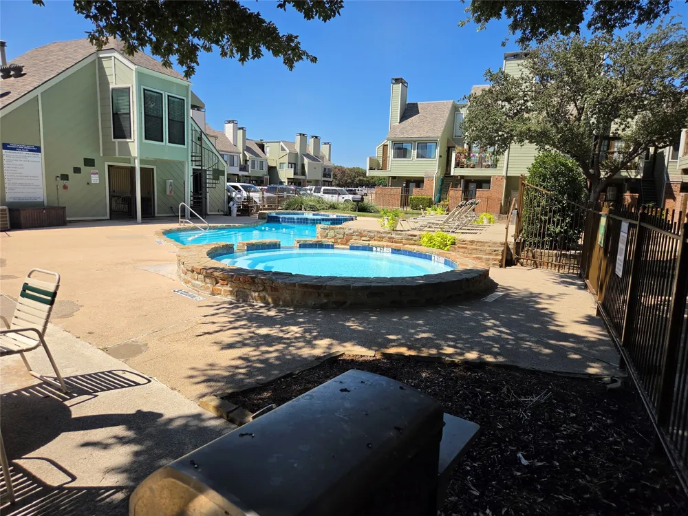 3117 Sondra Drive #103 Fort Worth, TX 76107