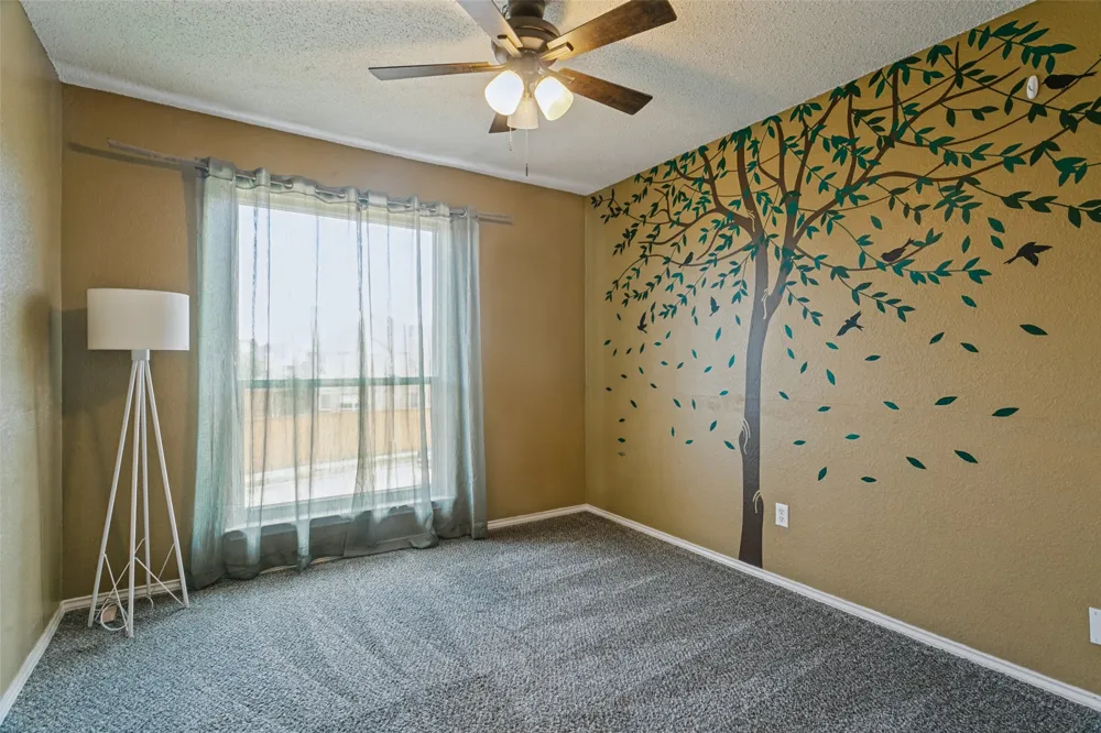 1400 Wentworth Drive Lewisville, TX 75067