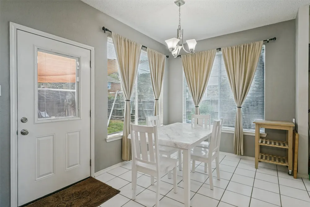 1400 Wentworth Drive Lewisville, TX 75067