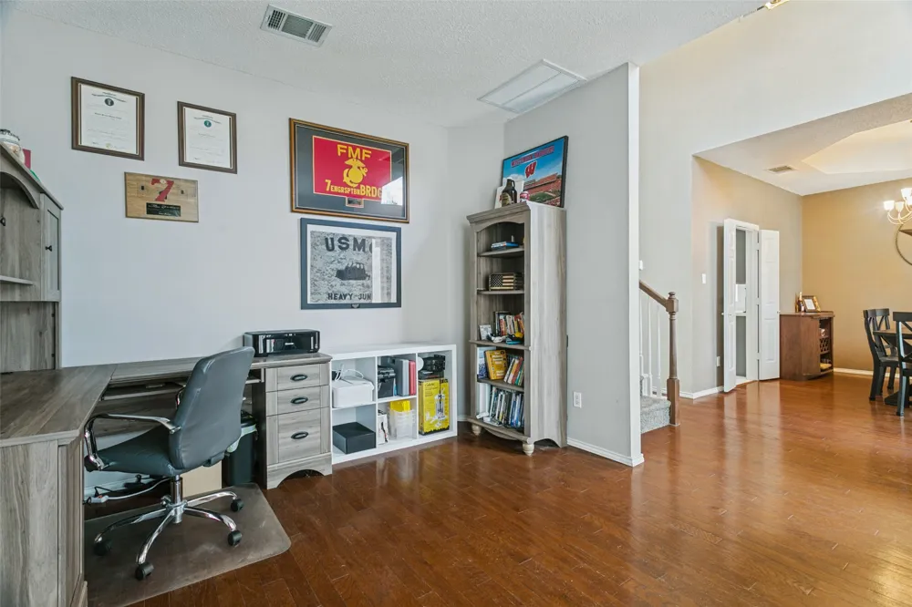 1400 Wentworth Drive Lewisville, TX 75067