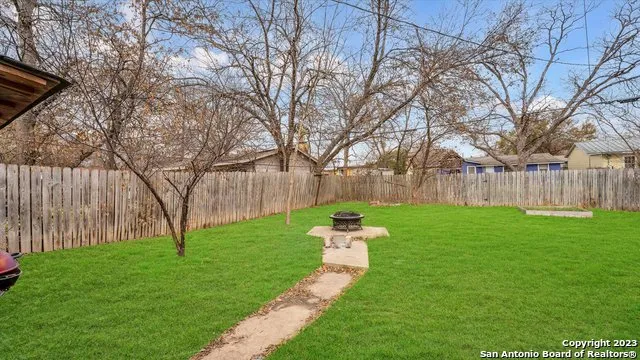 2513 Cincinnati Ave San Antonio, TX 78228