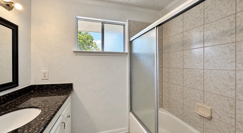 11630 Sageglen Drive Houston, TX 77089