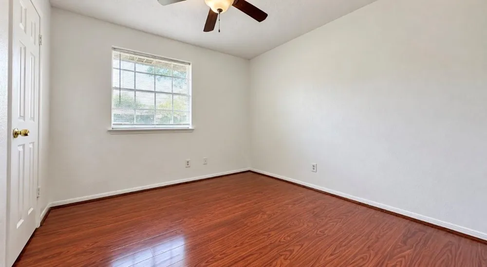11630 Sageglen Drive Houston, TX 77089