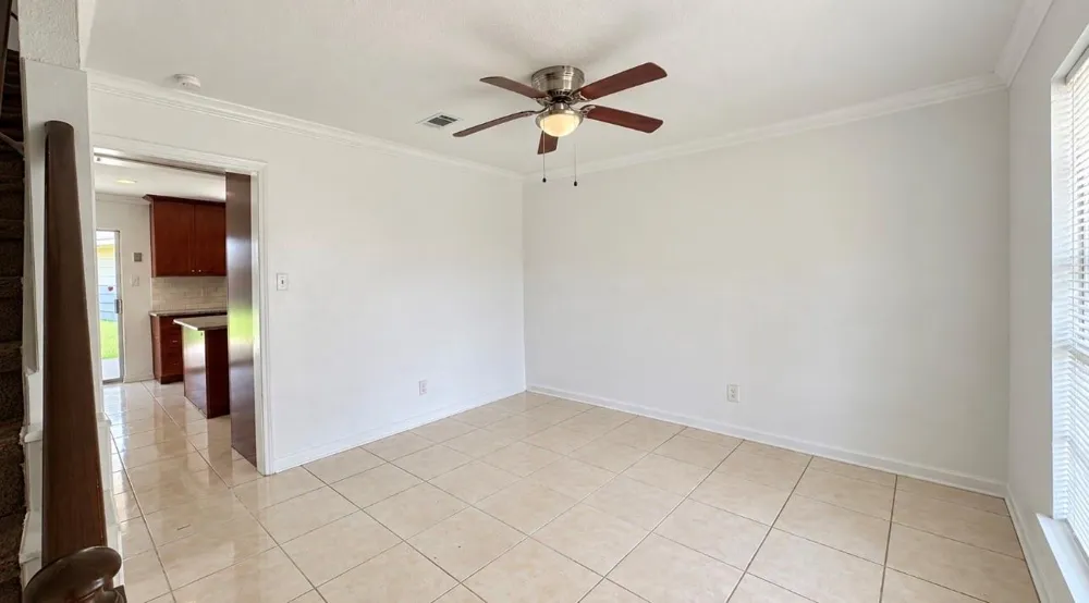 11630 Sageglen Drive Houston, TX 77089
