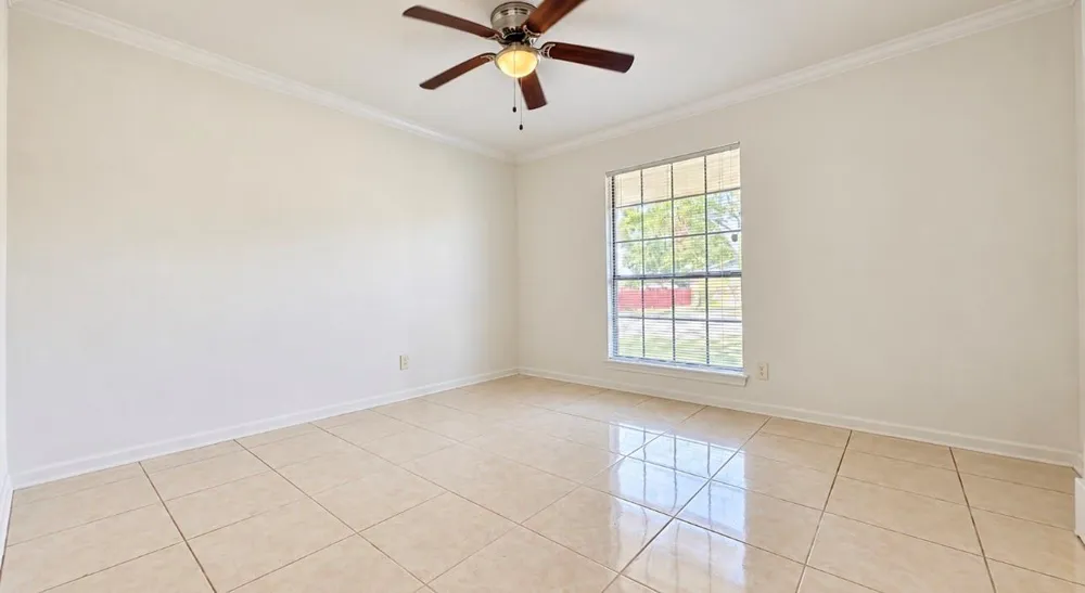 11630 Sageglen Drive Houston, TX 77089