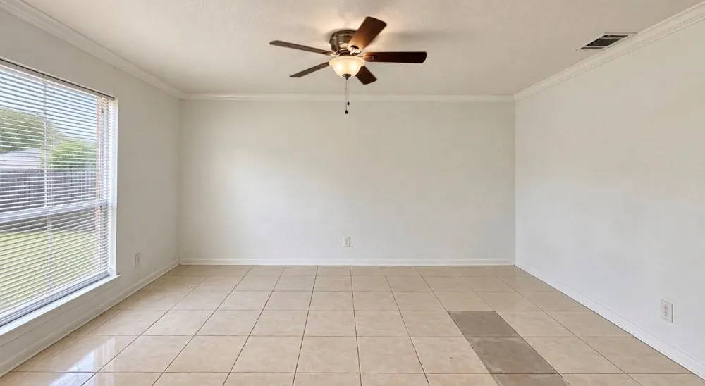 11630 Sageglen Drive Houston, TX 77089