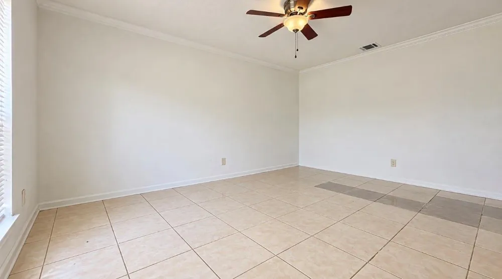 11630 Sageglen Drive Houston, TX 77089