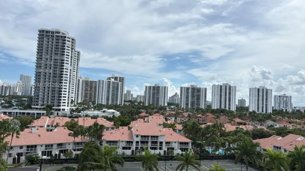 21050 Point Pl #802 Aventura, FL 33180