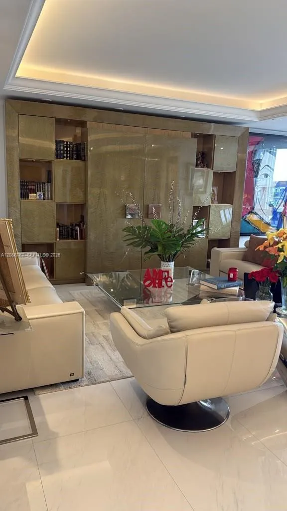 21050 Point Pl #802 Aventura, FL 33180