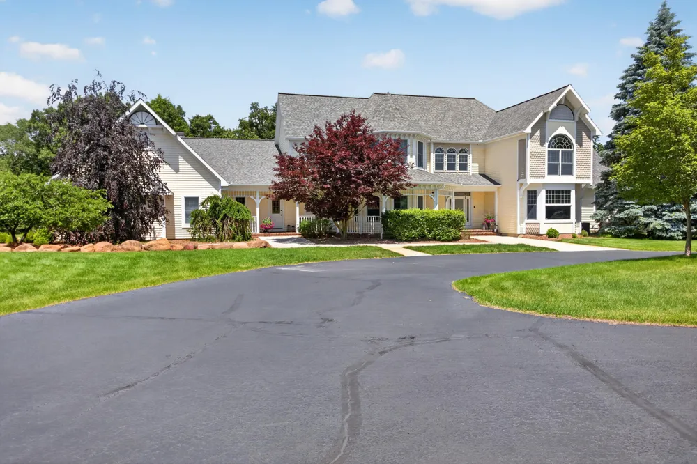 6190 Browns Lake Road Jackson, MI 49203