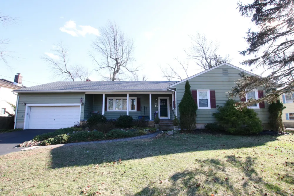 450 Redmond Avenue Oakhurst, NJ 07755