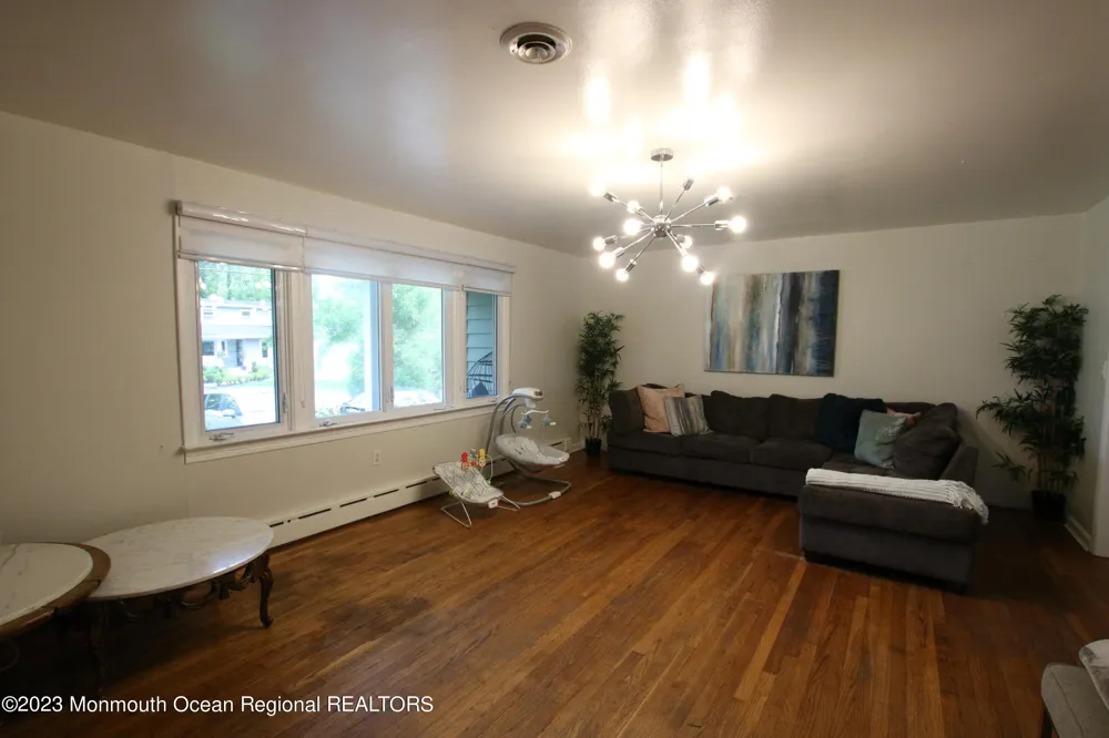 450 Redmond Avenue Oakhurst, NJ 07755