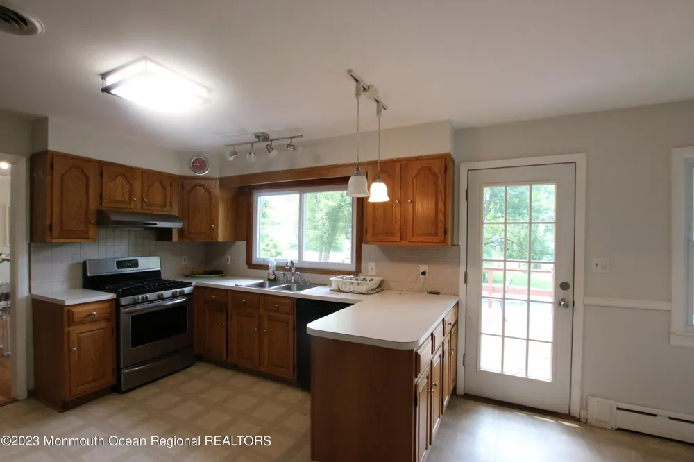 450 Redmond Avenue Oakhurst, NJ 07755