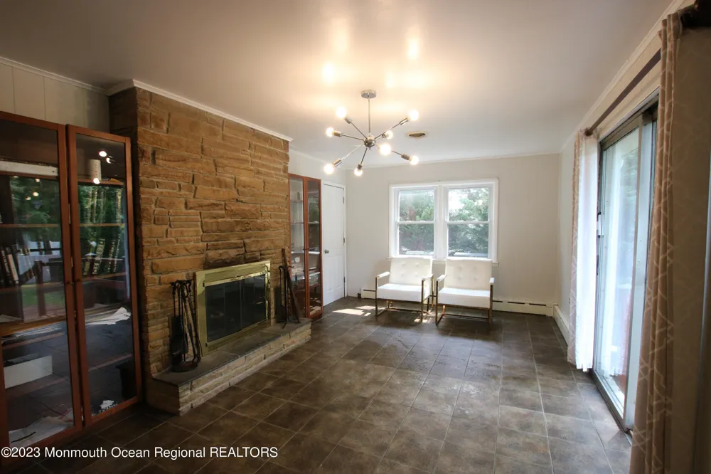 450 Redmond Avenue Oakhurst, NJ 07755