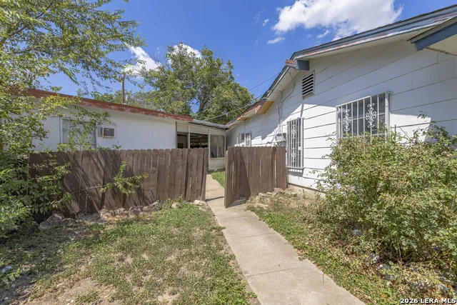 9419 SPRING DAWN ST San Antonio, TX 78217