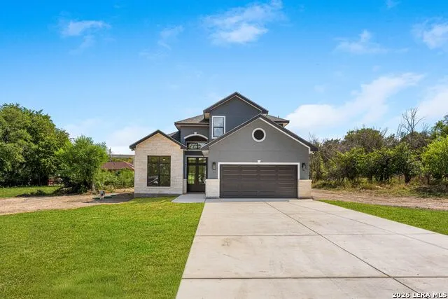 8228 Utopia Blvd Selma, TX 78154