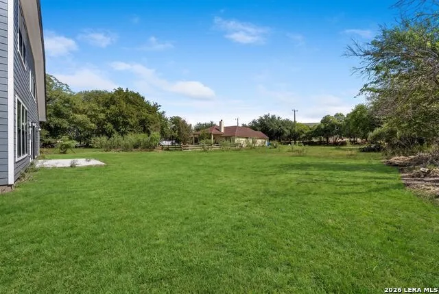 8228 Utopia Blvd Selma, TX 78154