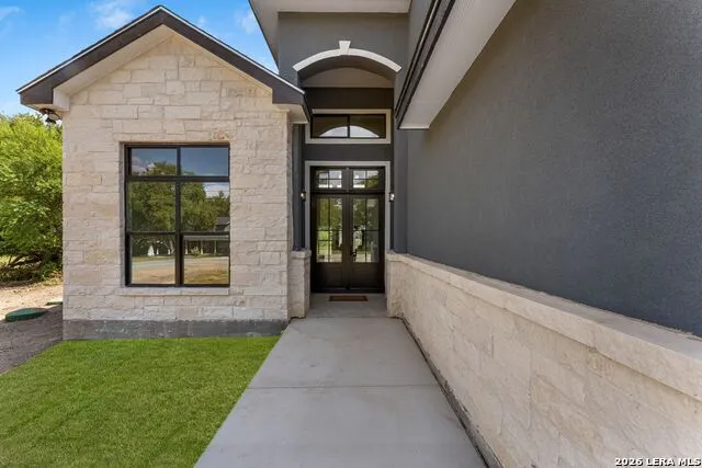 8228 Utopia Blvd Selma, TX 78154