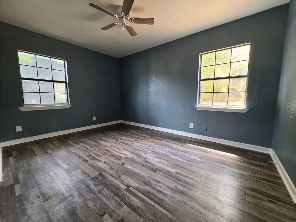 4424 Littlejohn Avenue Fort Worth, TX 76105