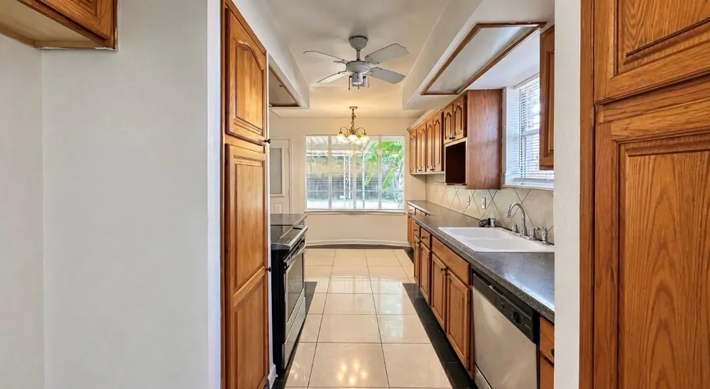 10911 Sageleaf Lane Houston, TX 77089
