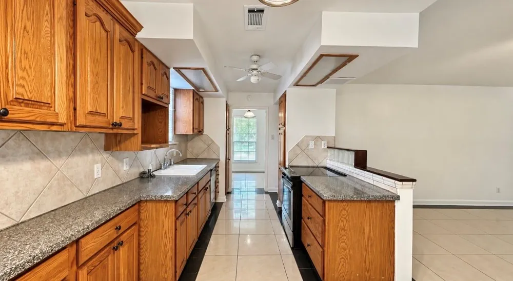 10911 Sageleaf Lane Houston, TX 77089